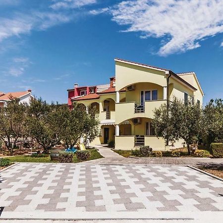 Apartment Roncevic Vrsi Buitenkant foto
